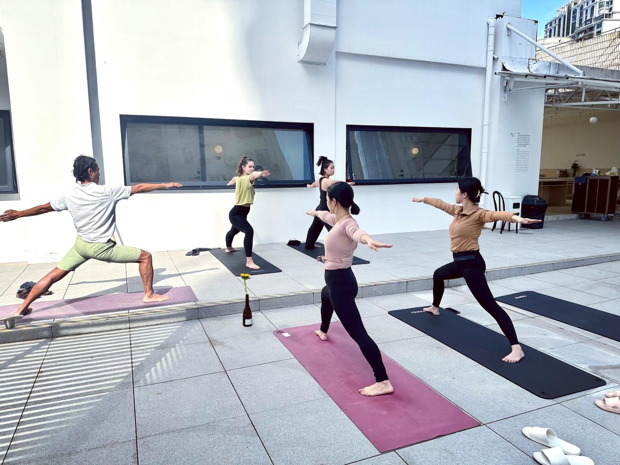 Hi Cozy International Youth Hostel East Nanjing Road & The Bund - Free Gym شانغهاي المظهر الخارجي الصورة