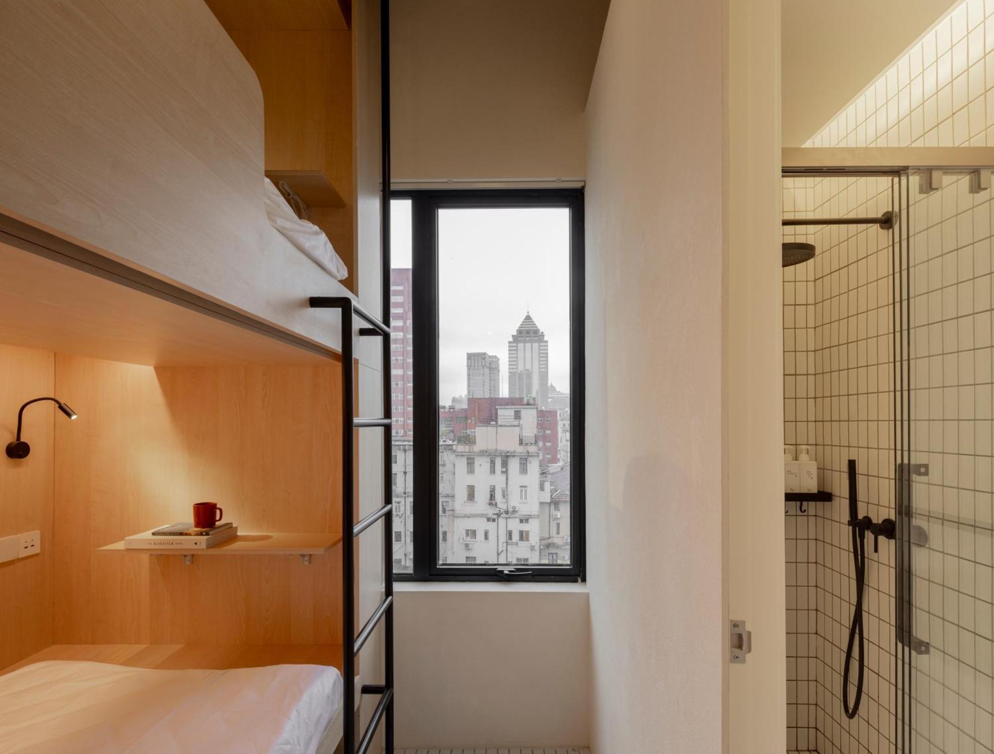 Hi Cozy International Youth Hostel East Nanjing Road & The Bund - Free Gym شانغهاي المظهر الخارجي الصورة