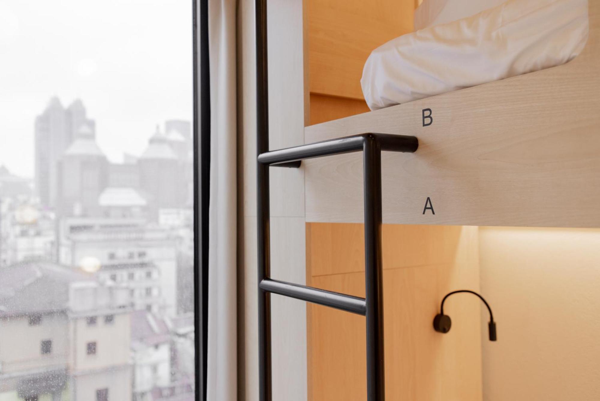 Hi Cozy International Youth Hostel East Nanjing Road & The Bund - Free Gym شانغهاي الغرفة الصورة