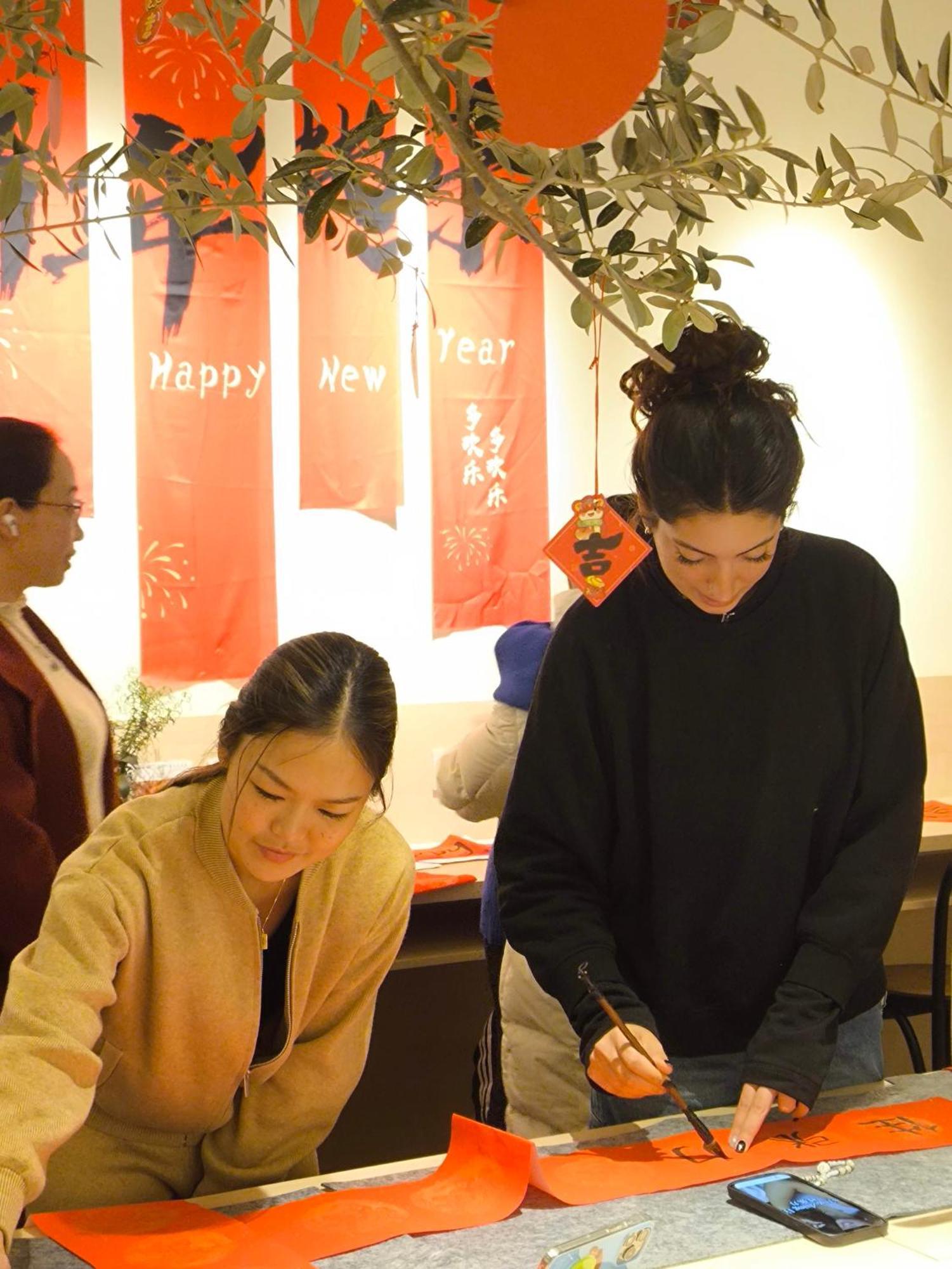 Hi Cozy International Youth Hostel East Nanjing Road & The Bund - Free Gym شانغهاي المظهر الخارجي الصورة